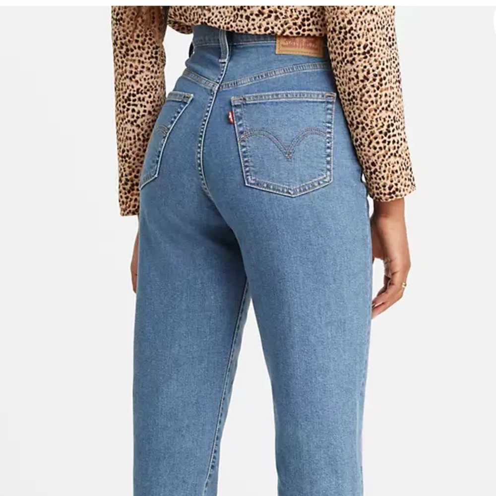 Levi’s Light Wash High Waisted Taper Jeans